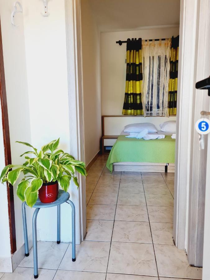 Apartments Dorotea Novalja Exterior photo